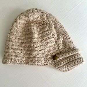 Banana Republic Extra Fine Merino wool hat
